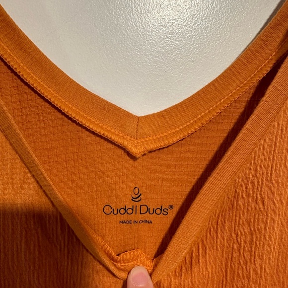 Cuddl Duds, Crinkle Jersey V -Neck Jumpsuit with Tie Front detail. - Picture 2 of 9